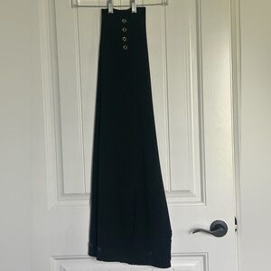 Black Vintage White House Black Market "The Slim Ankle"